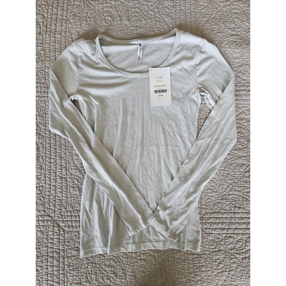 Athleta Cotton Blend Scoop Neck Long Sleeve Athletic Tee XS Seafoam Green